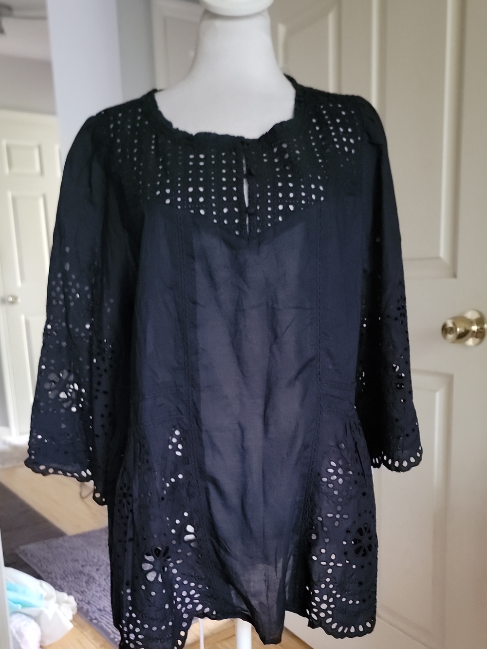Soft Surroundings Women's Black Eyelet Tunic Top